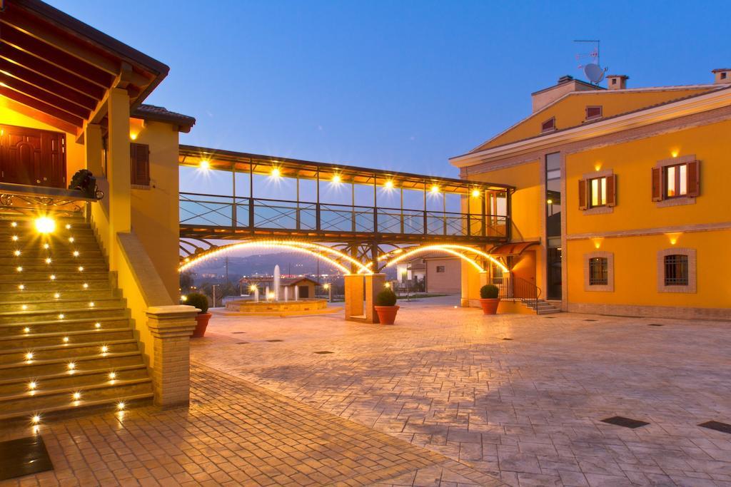Country House Il Ponte Alba Adriatica Exterior foto