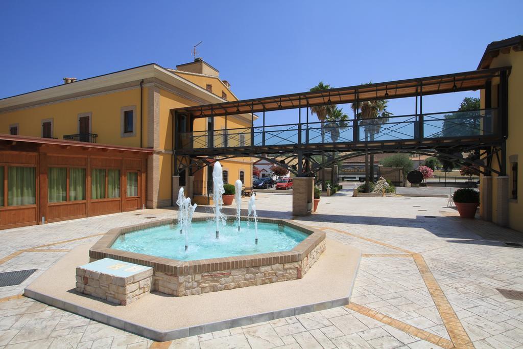 Country House Il Ponte Alba Adriatica Exterior foto