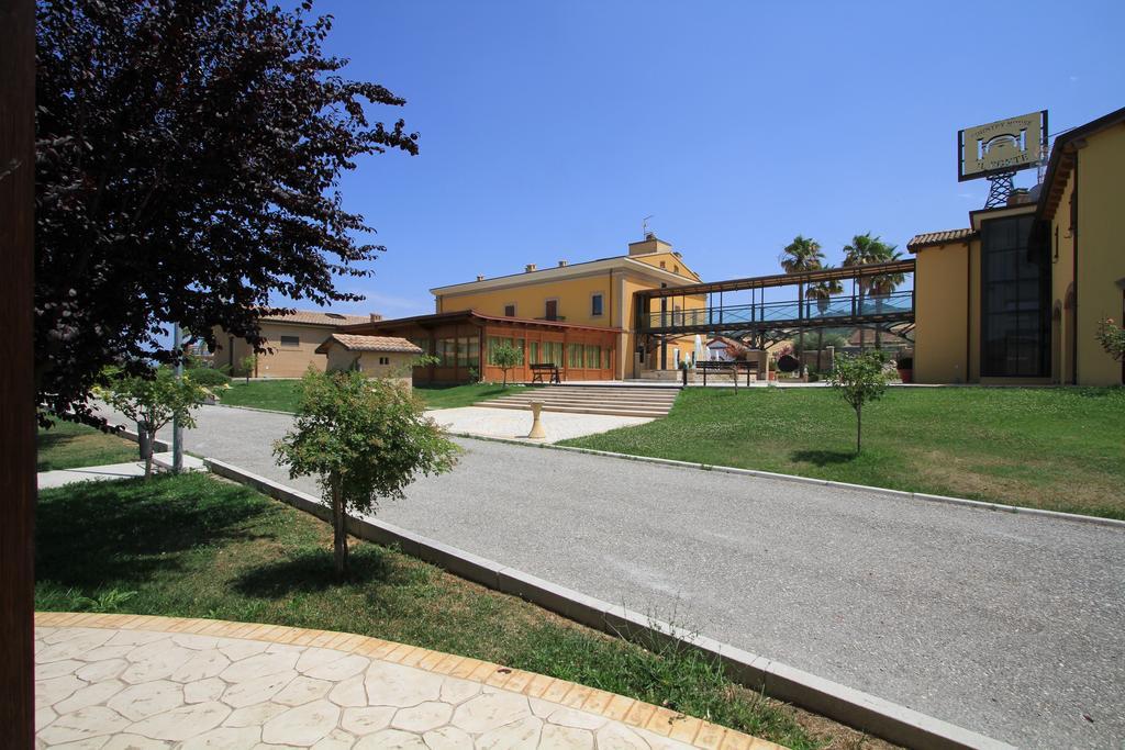 Country House Il Ponte Alba Adriatica Exterior foto